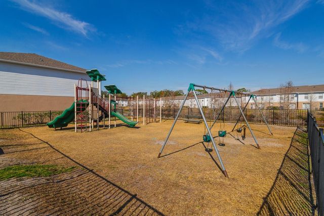 4518 ASHBURN SQUARE DRIVE, Tampa, FL 33610