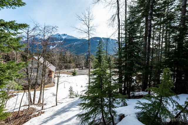 2 XX E Hyak Drive, Snoqualmie Pass, WA 98068