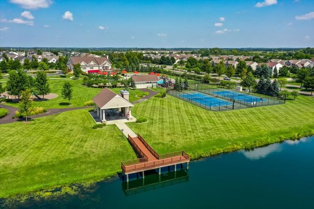 8992 Pearsall Drive, Huntley, IL 60142