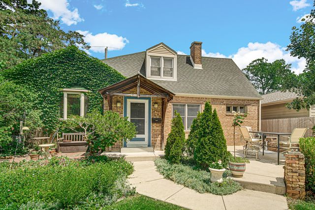 10521 S Bell Avenue, Chicago, IL 60643