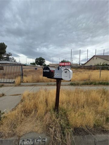31260070 Avenue K-2, Lancaster, CA 93535