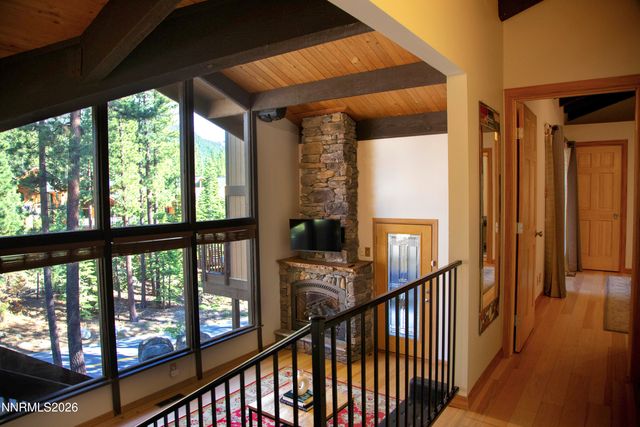 11 Manzanita Court, Stateline, NV 89449