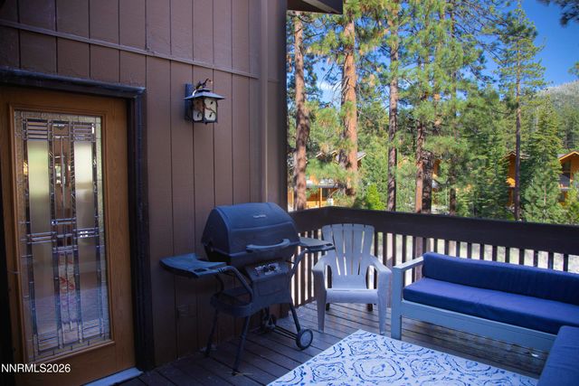 11 Manzanita Court, Stateline, NV 89449