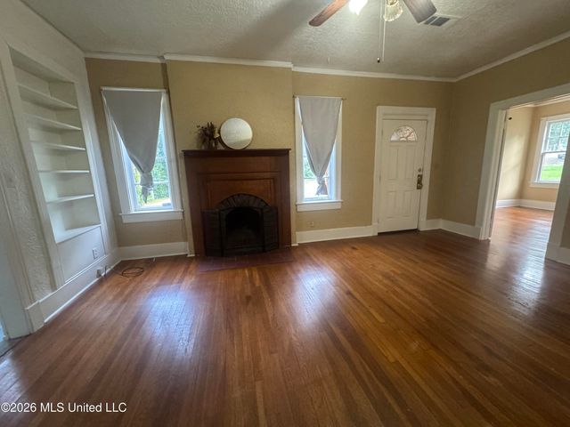428 Decelle Street, Jackson, MS 39216