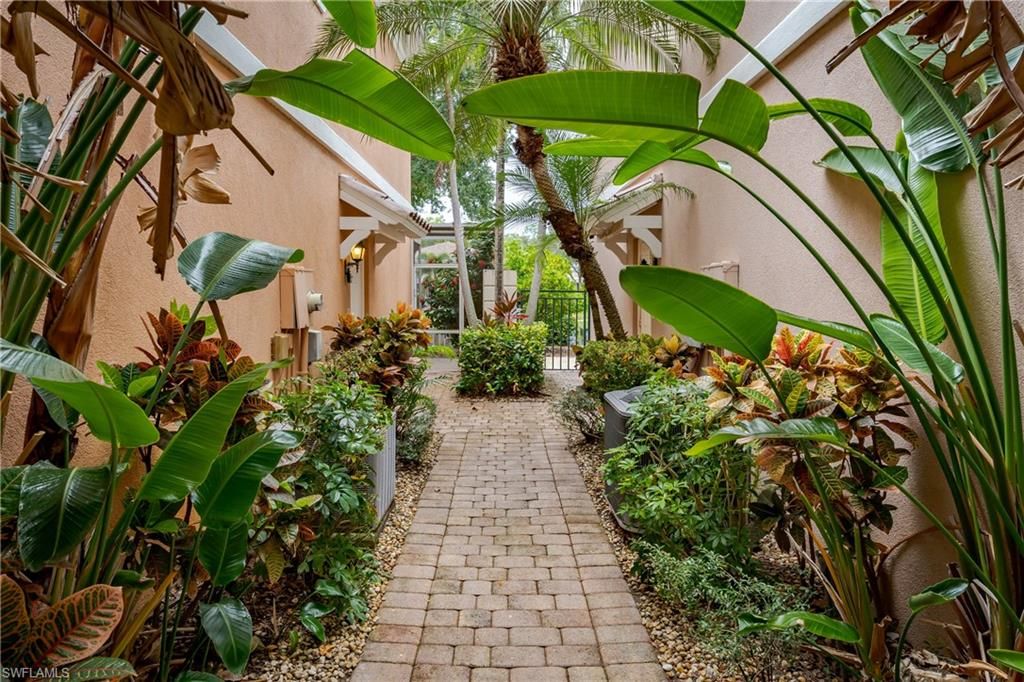 5353 Cove CIR, NAPLES, FL 34119 — photo 3