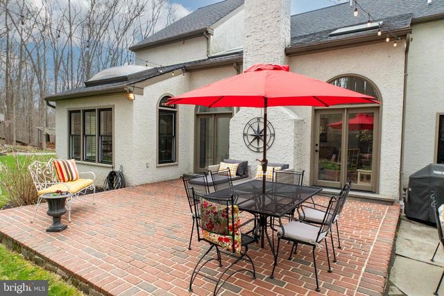 32 MCLEOD POND RD, Glenmoore, PA 19343