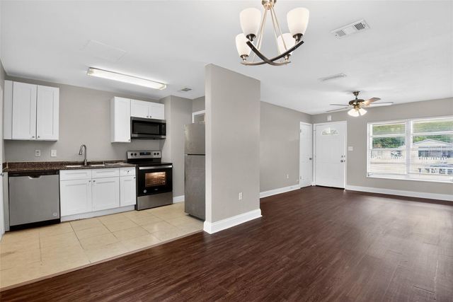 713 LAISY DRIVE, Deland, FL 32724