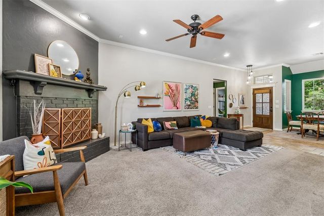8308 Venezia Lane, Edmond, OK 73034