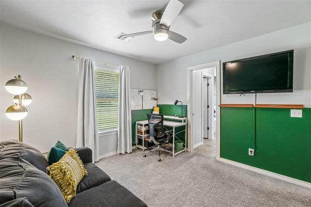 8308 Venezia Lane, Edmond, OK 73034