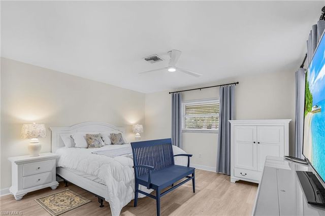 4126 Belair LN C4, Naples, FL 34103