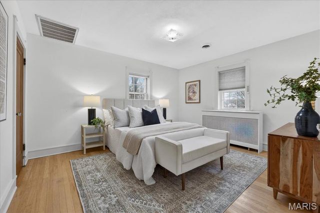 1026 Kirkham Avenue, Glendale, MO 63122