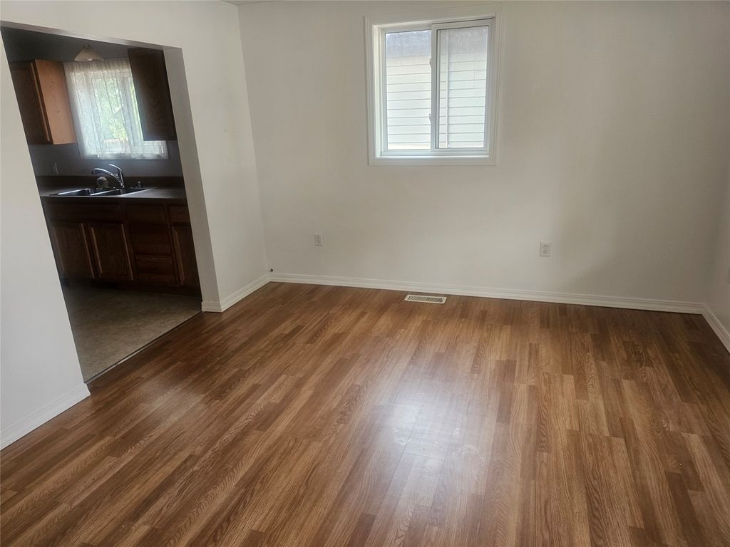 716 8th Street S, Great Falls, MT 59405 photo 2