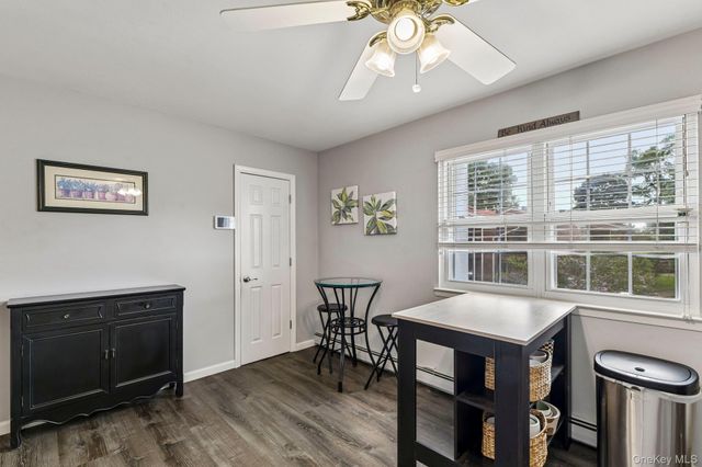 15 Springwood Drive, North Babylon, NY 11703