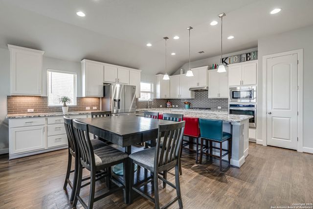 824 Silver Fox, Cibolo, TX 78108