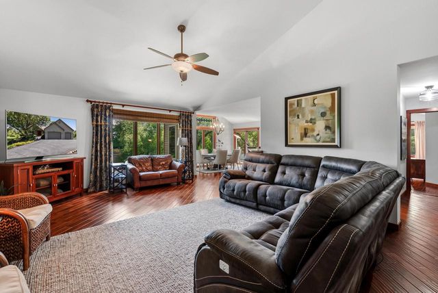 21604 W Bonnie LANE, Lannon, WI 53046
