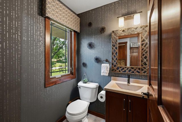 21604 W Bonnie LANE, Lannon, WI 53046
