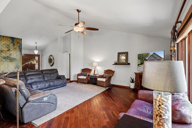 21604 W Bonnie LANE, Lannon, WI 53046