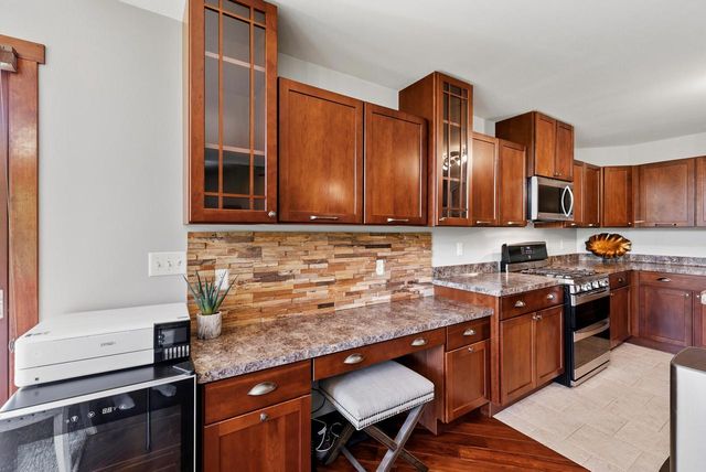 21604 W Bonnie LANE, Lannon, WI 53046