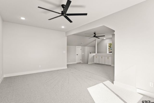 22405 Blue Water Rd, Chandler, TX 75758