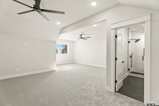 22405 Blue Water Rd, Chandler, TX 75758