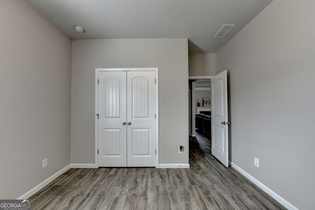 122 Moriah Woods Drive, Auburn, GA 30011