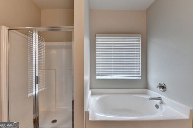 122 Moriah Woods Drive, Auburn, GA 30011