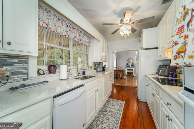 707 Euclid Avenue, Waycross, GA 31501