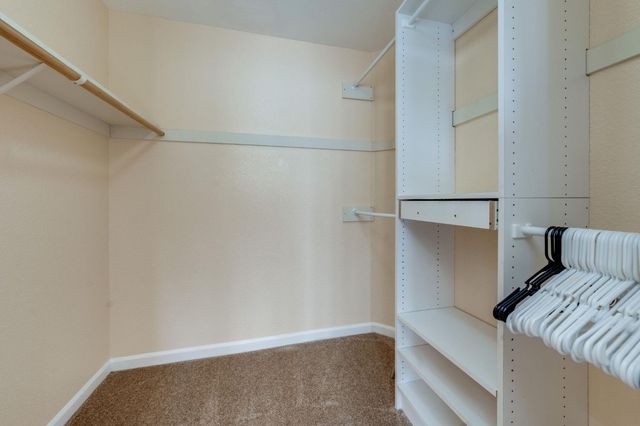 8956 E Valley Dr, Elk Grove, CA 95624