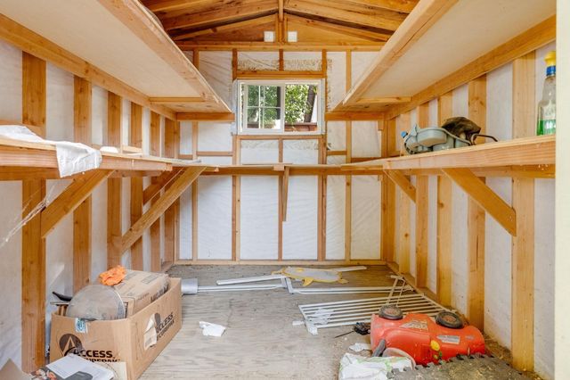 8956 E Valley Dr, Elk Grove, CA 95624