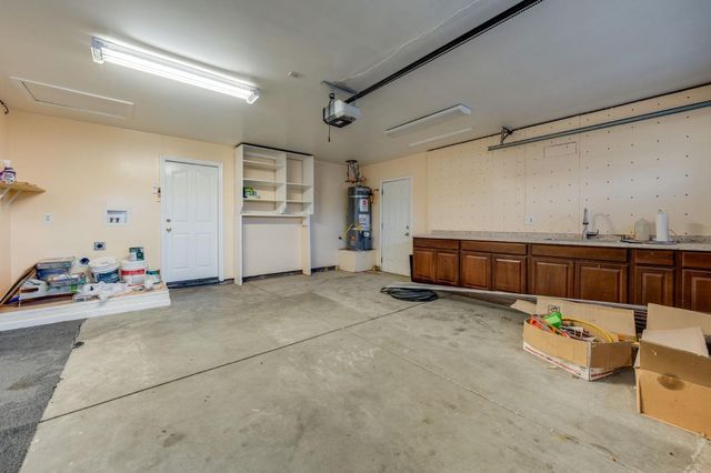 8956 E Valley Dr, Elk Grove, CA 95624