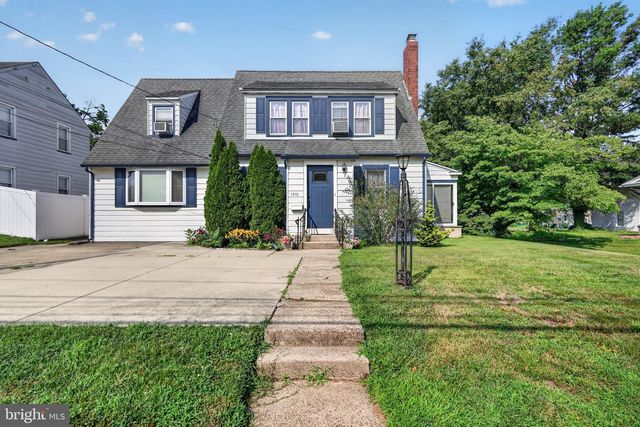 1410 HIGH ST, Burlington, NJ 08016