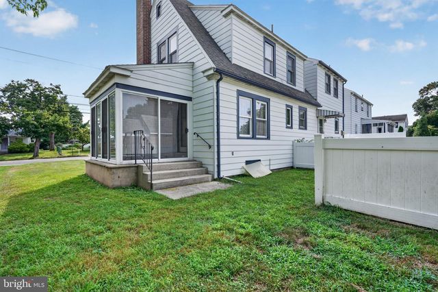 1410 HIGH ST, Burlington, NJ 08016