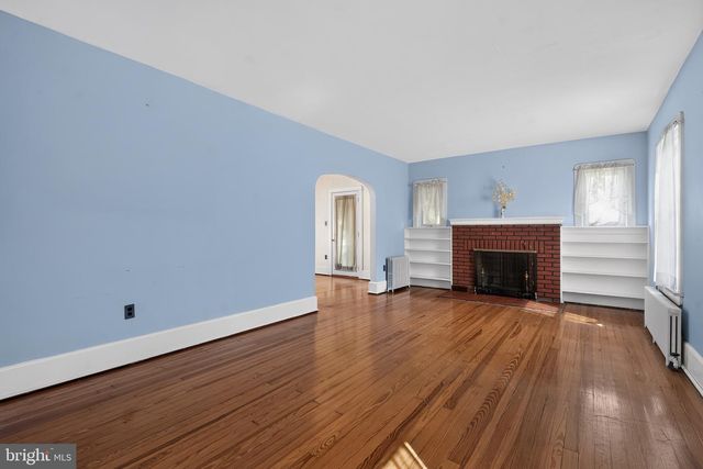 1410 HIGH ST, Burlington, NJ 08016