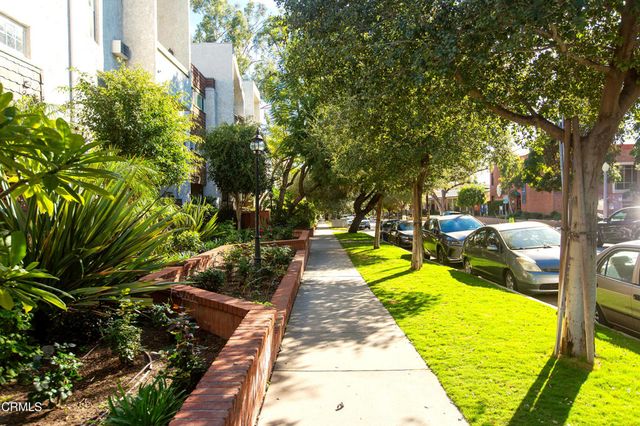 360 S Euclid Avenue 126, Pasadena, CA 91101