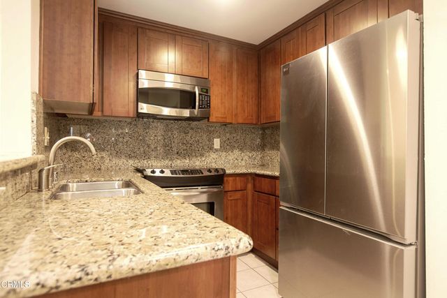 360 S Euclid Avenue 126, Pasadena, CA 91101