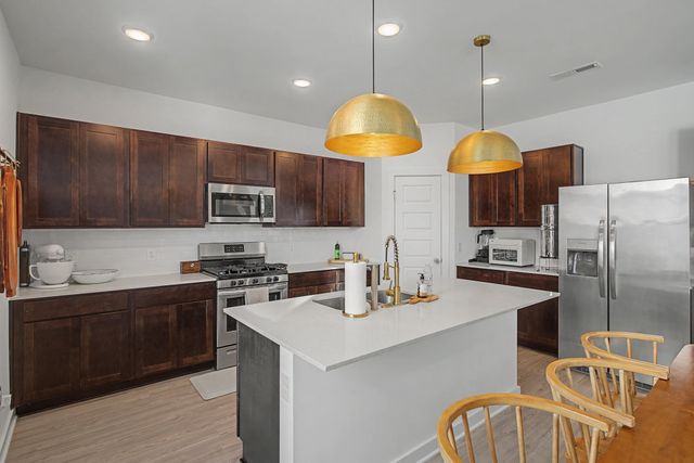 3063 Oscar Dr, White House, TN 37188