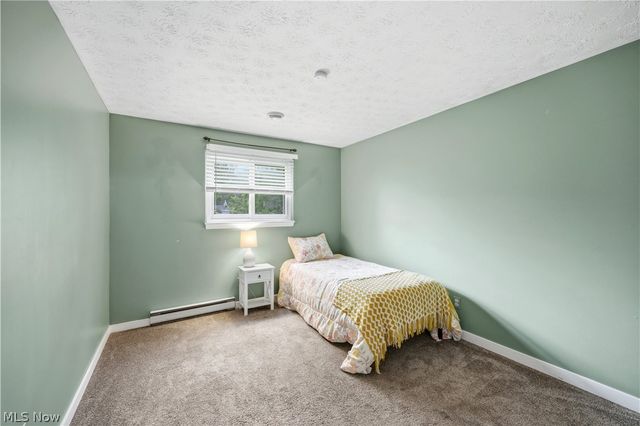 1004 Plymouth Drive, Grafton, OH 44044
