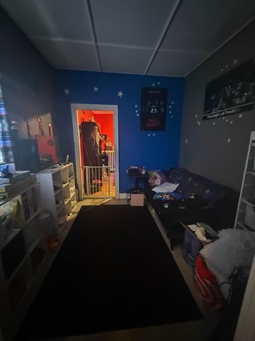 33 Adam St, Pittsfield, MA 01201