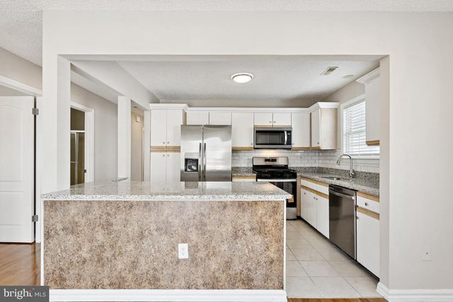 631 BARBADOS DR, Williamstown, NJ 08094