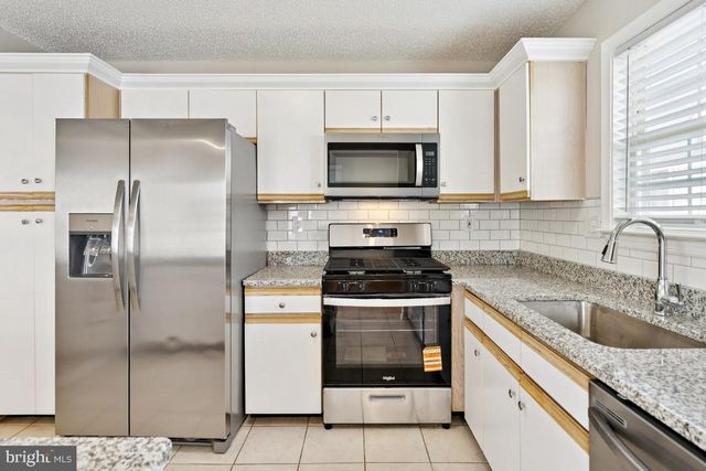 631 BARBADOS DR, Williamstown, NJ 08094