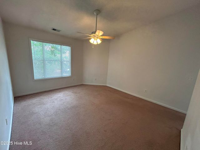 4140 Breezewood Drive Apt 204, Wilmington, NC 28412