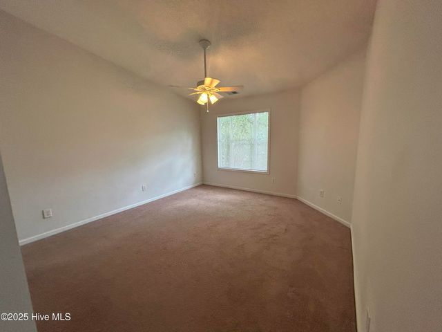 4140 Breezewood Drive Apt 204, Wilmington, NC 28412