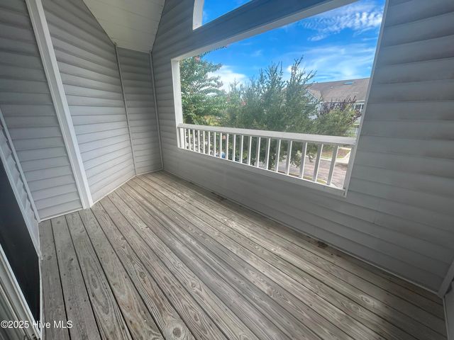 4140 Breezewood Drive Apt 204, Wilmington, NC 28412
