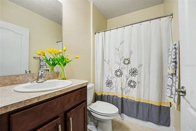 1025 MORGAN CIRCLE NE, Palm Bay, FL 32905