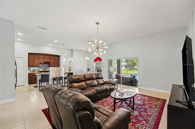 1025 MORGAN CIRCLE NE, Palm Bay, FL 32905