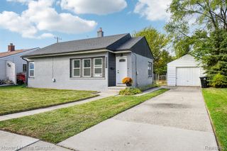 18605 Mesle Street, Roseville, MI 48066