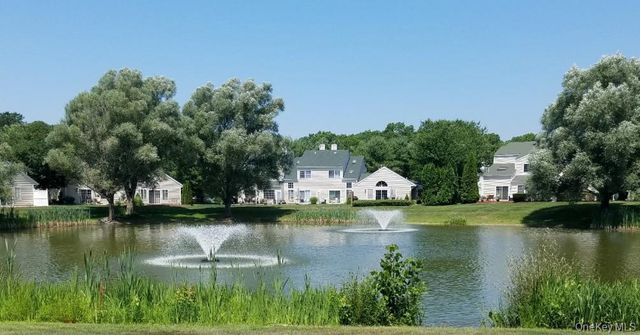 251 Barn Swallow Court, Manorville, NY 11949
