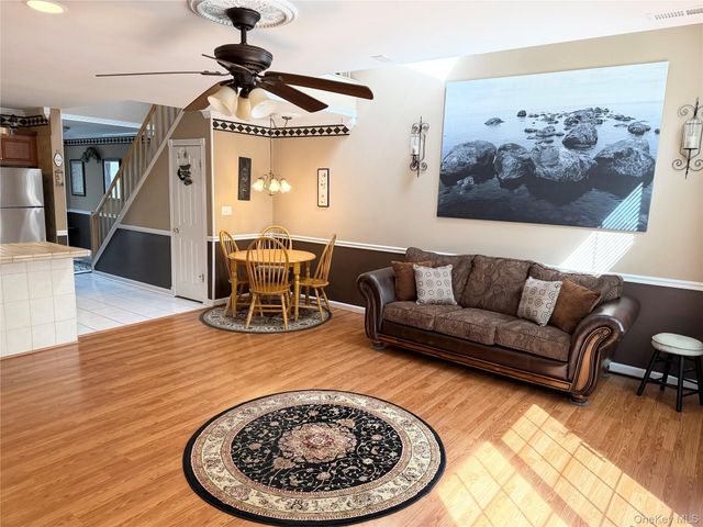 251 Barn Swallow Court, Manorville, NY 11949