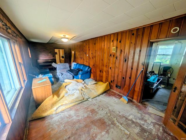 55453 Glenn Road, South Bend, IN 46628