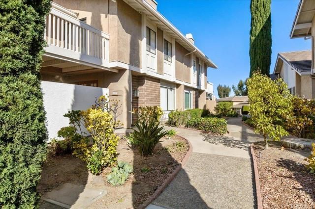 17523 Fairlie Road, San Diego, CA 92128